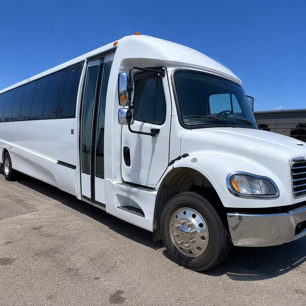 how your starting location affects charter bus rates in round rock