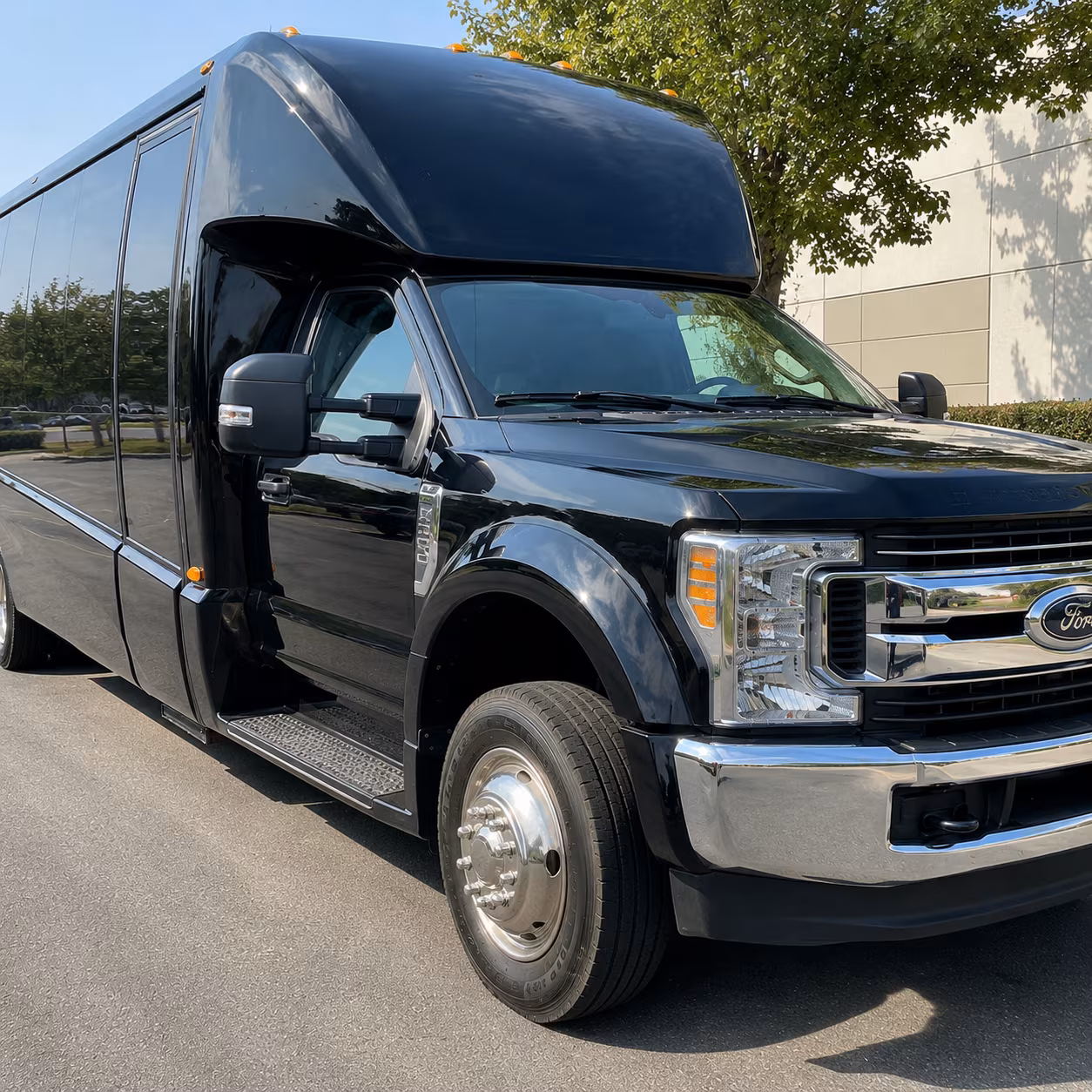 leander military and government transportation