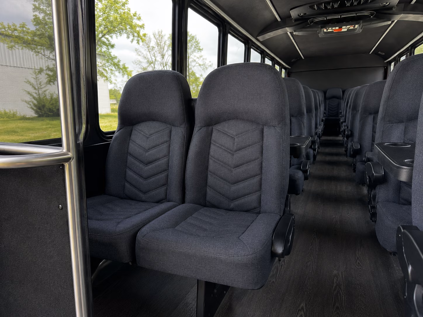 minibuses and motorcoaches for round rock trips to inner space cavern