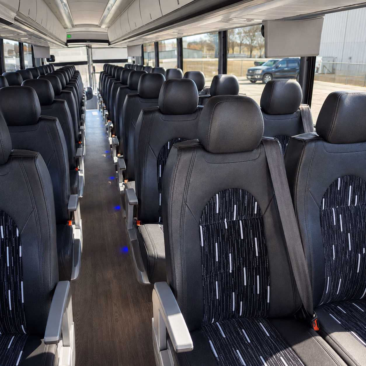 new braunfels charter buses for corporate transportation
