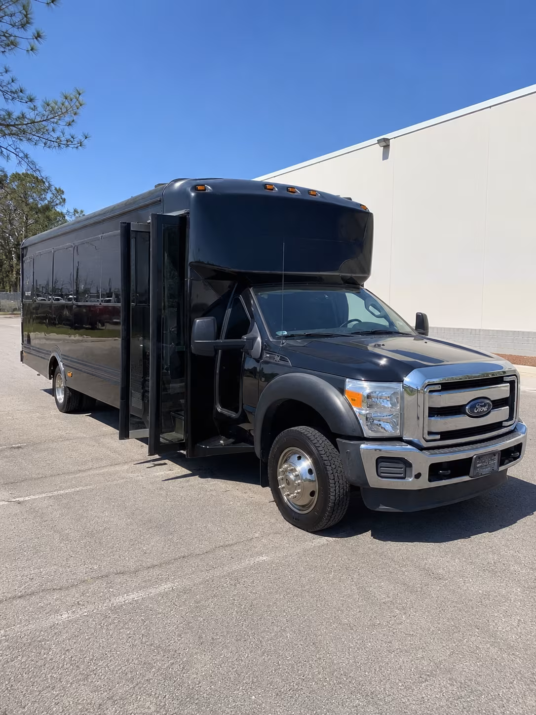 party buses for round rock prom night from pickup to last drop off