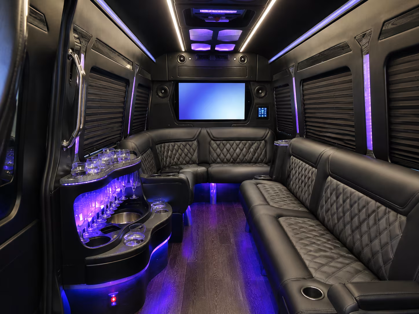 with roundrockcharterbuscompany com you ll find employee shuttle options for the whole north austin corridor